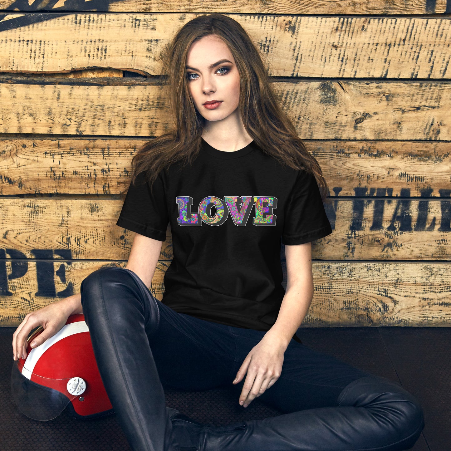 Love Graphic Tee